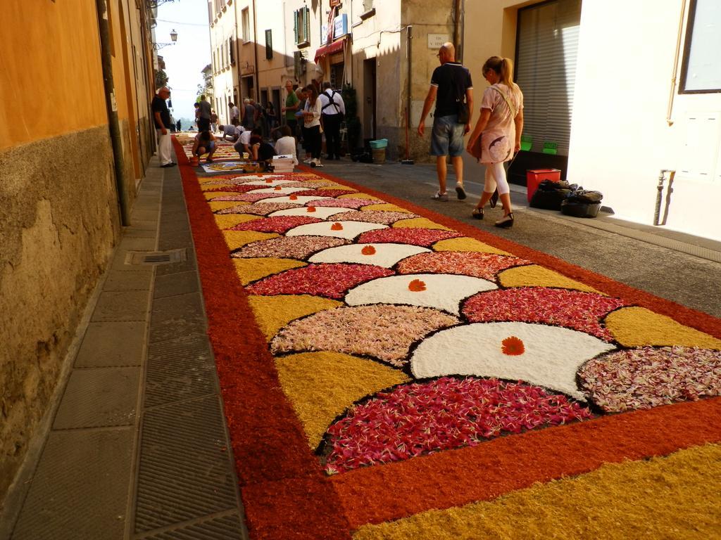 Willa La Poventa Wi-Fi E Parcheggio In Centro Tuoro sul Trasimeno Zewnętrze zdjęcie